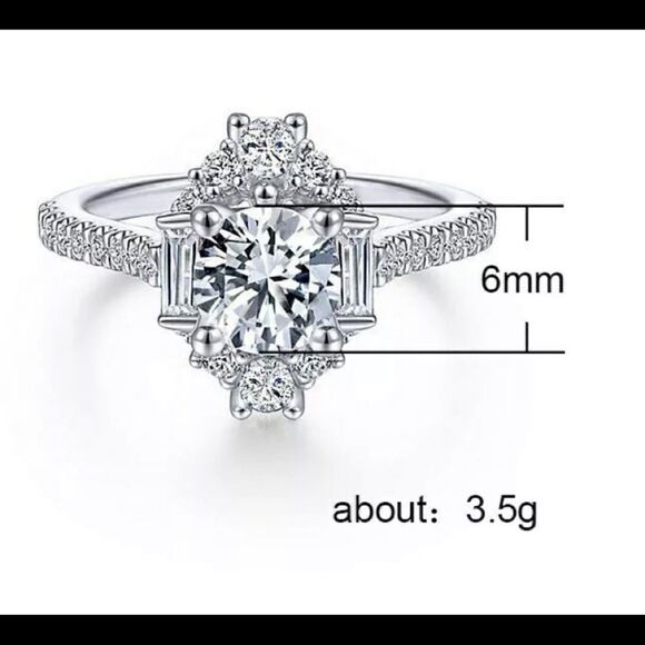 Beautiful Silver CZ Diamond Ring - Picture 2 of 7